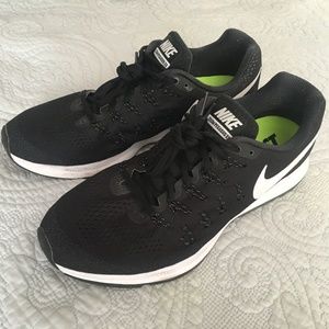 Nike Zoom Pegasus 33 - Size 10.5W